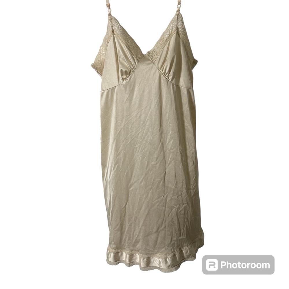 Adonna slip dress women’s size 38‎ sheer silky